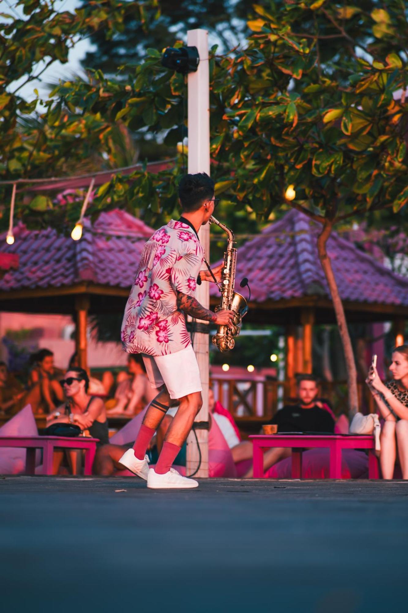 Pinkcoco Gili Trawangan - Constant Surprises - For Cool Adults Only Otel Dış mekan fotoğraf