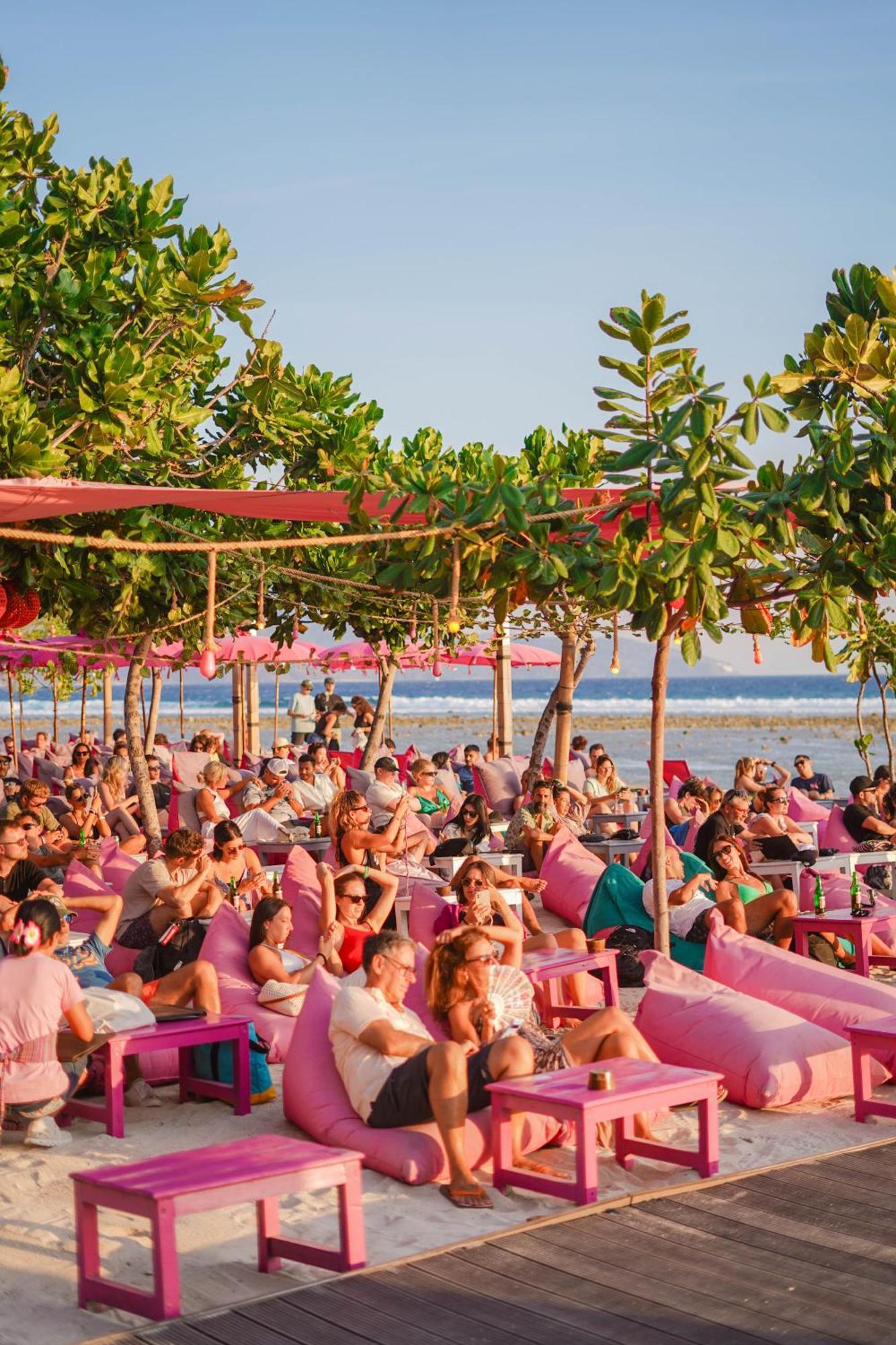 Pinkcoco Gili Trawangan - Constant Surprises - For Cool Adults Only Otel Dış mekan fotoğraf